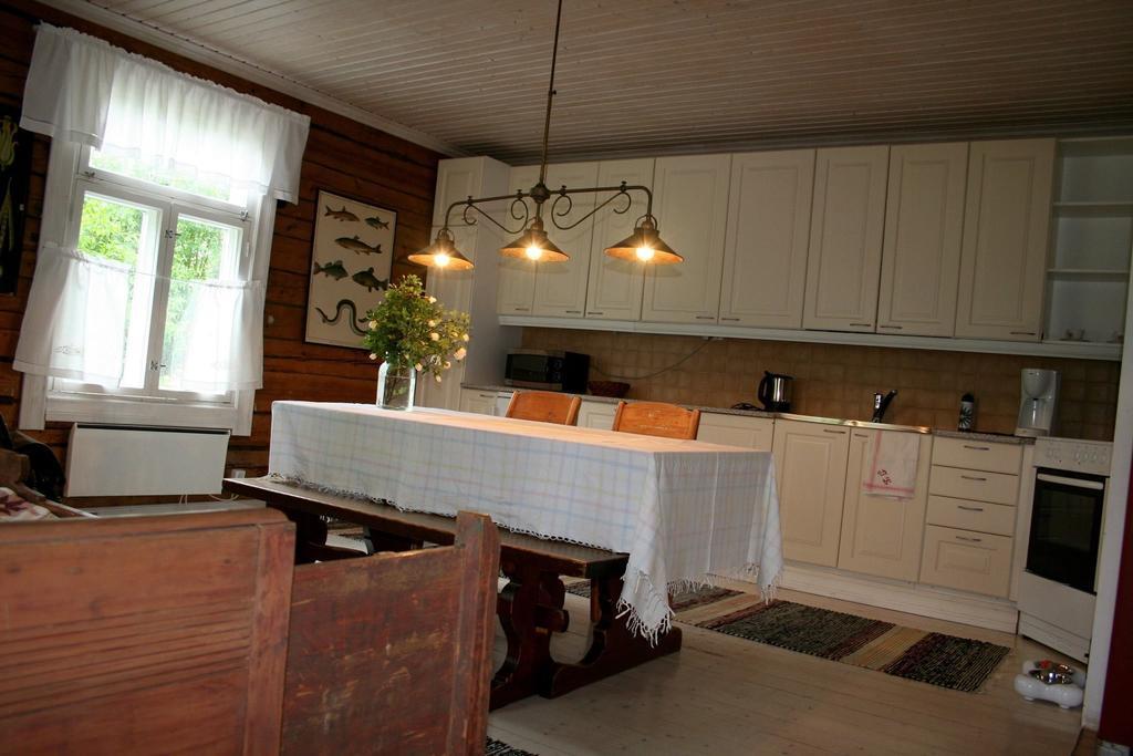 Tukkilan Tila Bed & Breakfast Porvoo Exterior photo